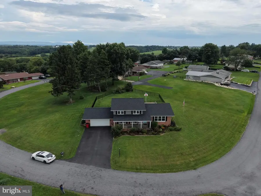 25 Kensington Drive, Chambersburg, PA 17201 - #3