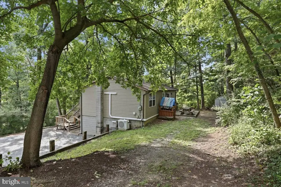 12741 Skiway Ave, Waynesboro, PA 17268 - #2