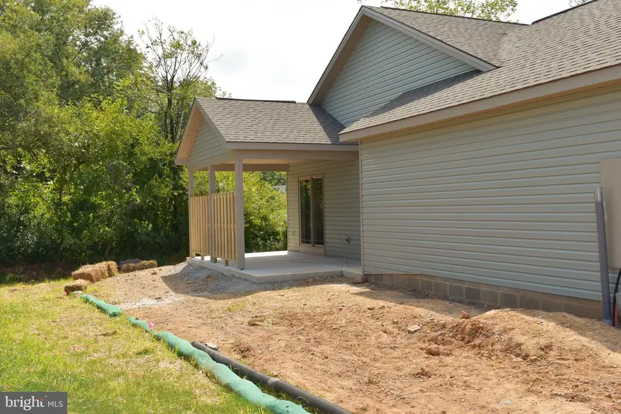 1523 Treeline Dr, Chambersburg, PA 17202 - #3