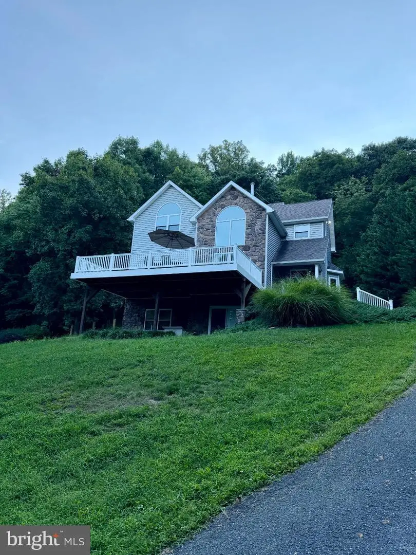 10841 Knob Rd, Mercersburg, PA 17236 - #1
