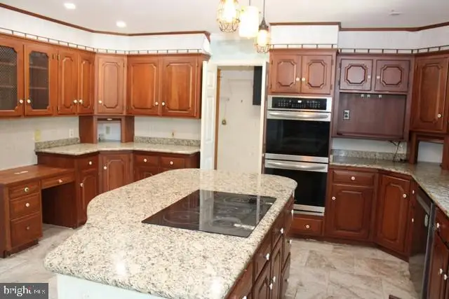 11715 Woodlea Dr, Waynesboro, PA 17268 - #2