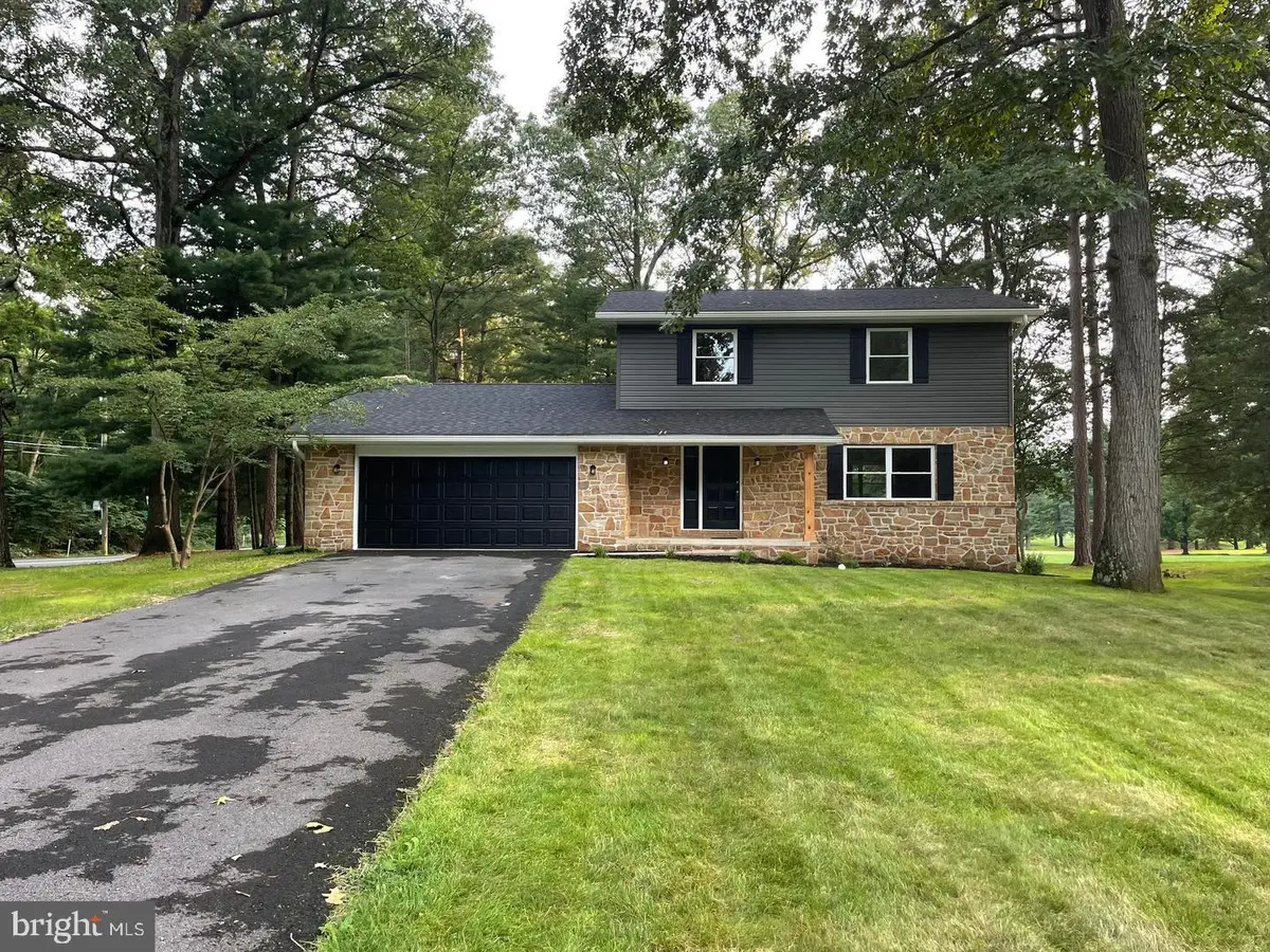 6580 Fairway Drive West, Fayetteville, PA 17222 - #1