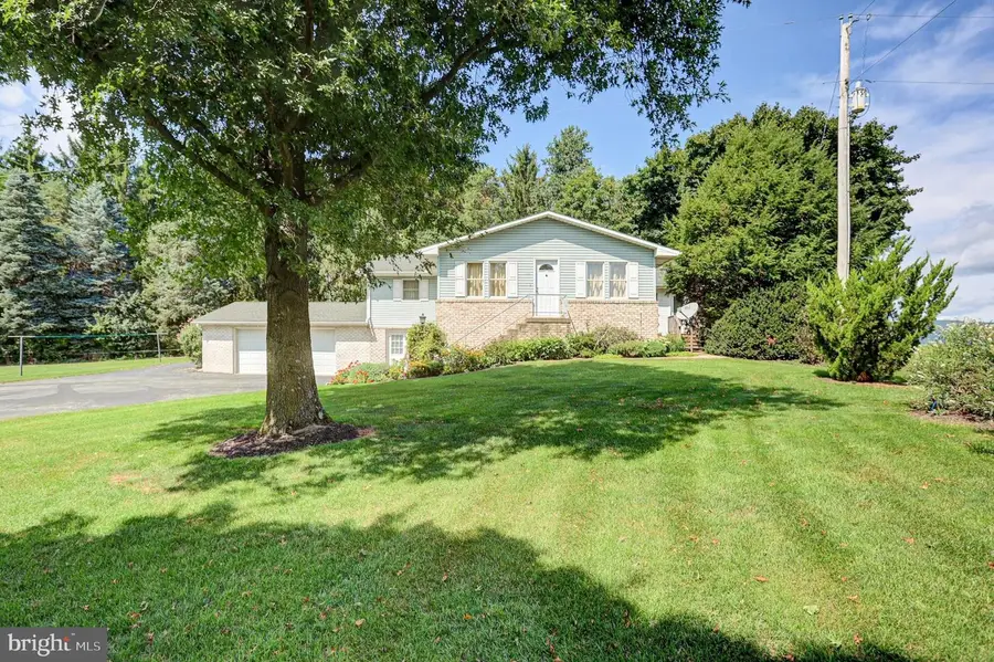 9293 Newburg Rd, Newburg, PA 17240 - #2