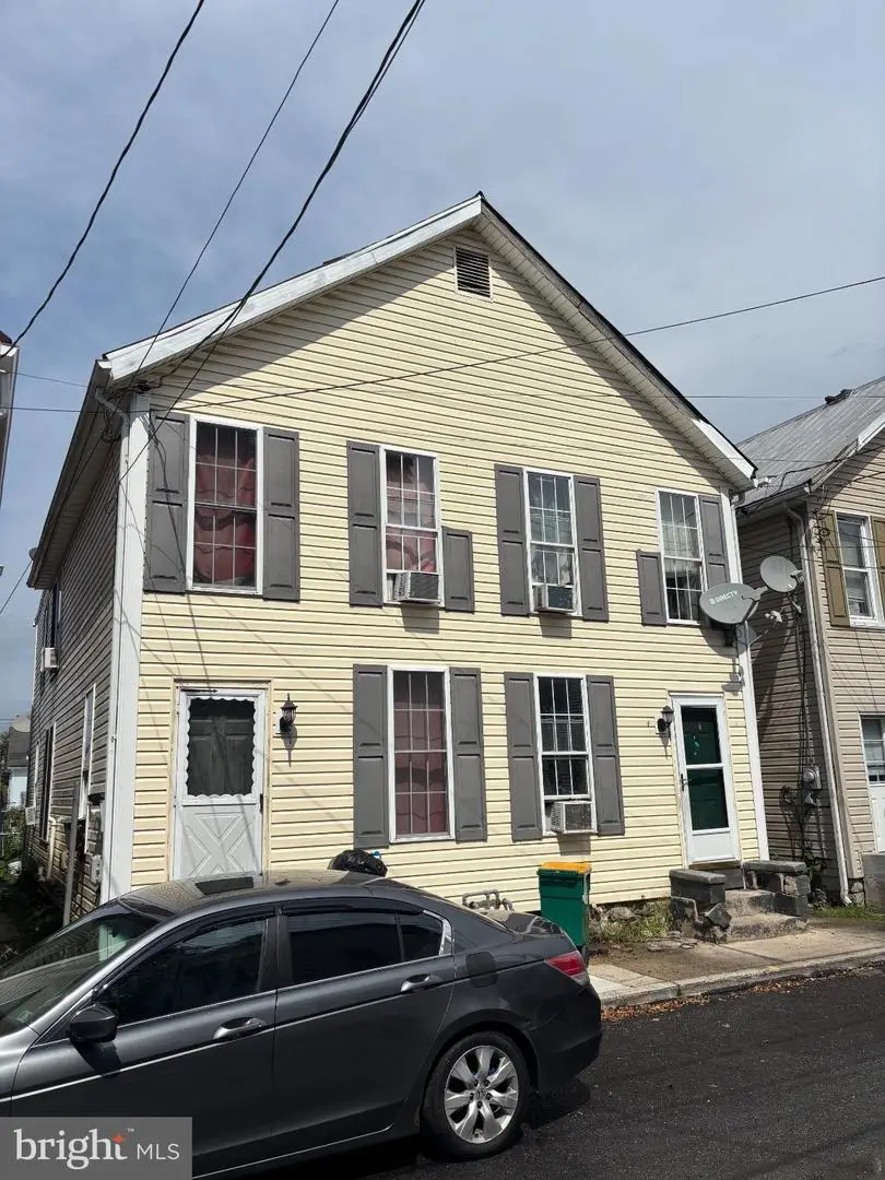 257 & 259 Martin Ave, Chambersburg, PA 17201 - #1