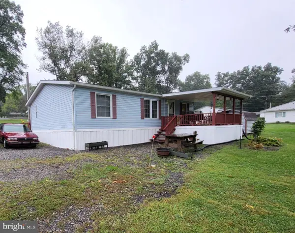 449 Apple Way, ST THOMAS, PA 17252