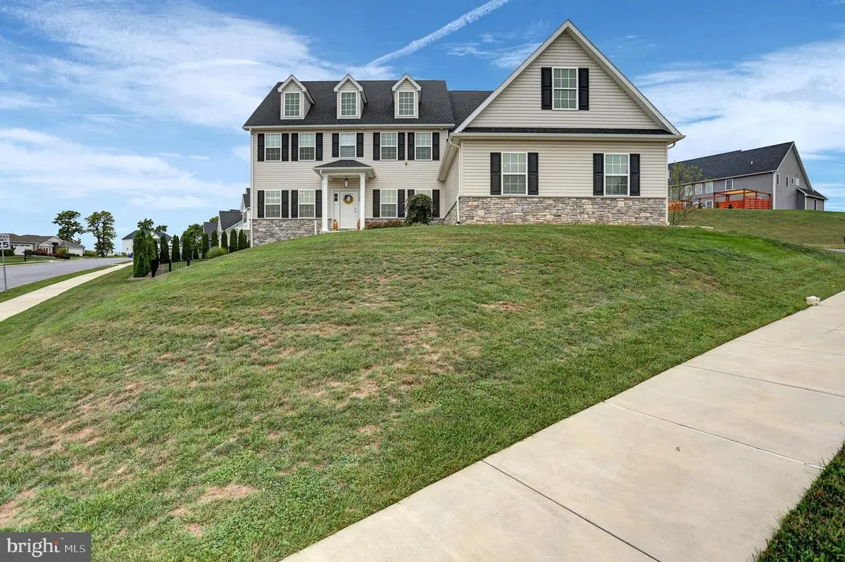 368 Delanie Dr, Greencastle, PA 17225 - #1