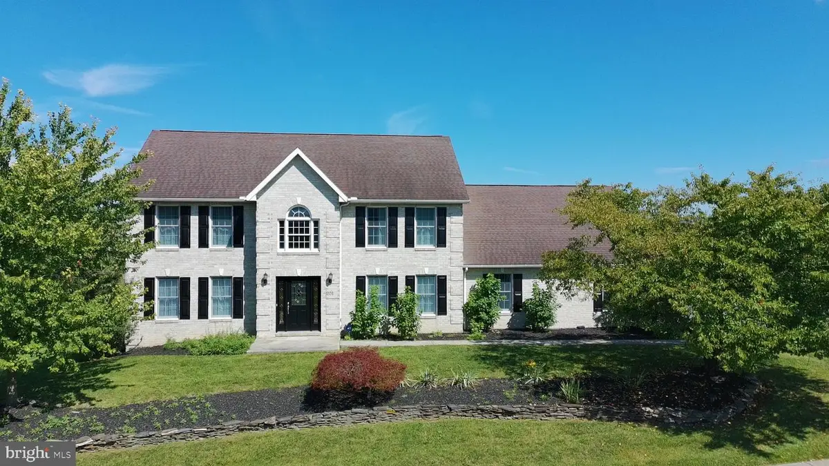 201 Sunbrook Dr, Chambersburg, PA 17201 - #1