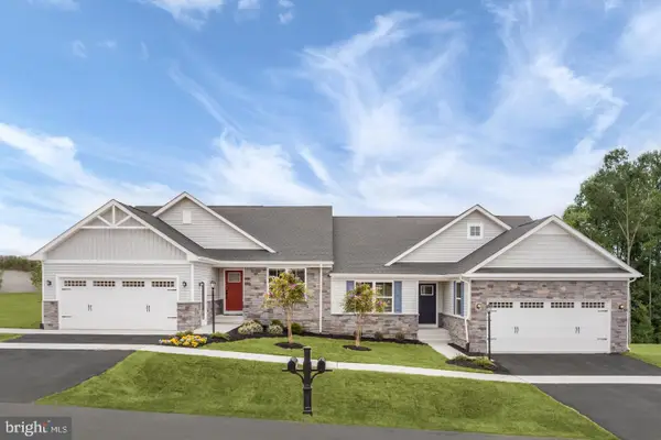 720 Mina Circle, GREENCASTLE, PA 17225