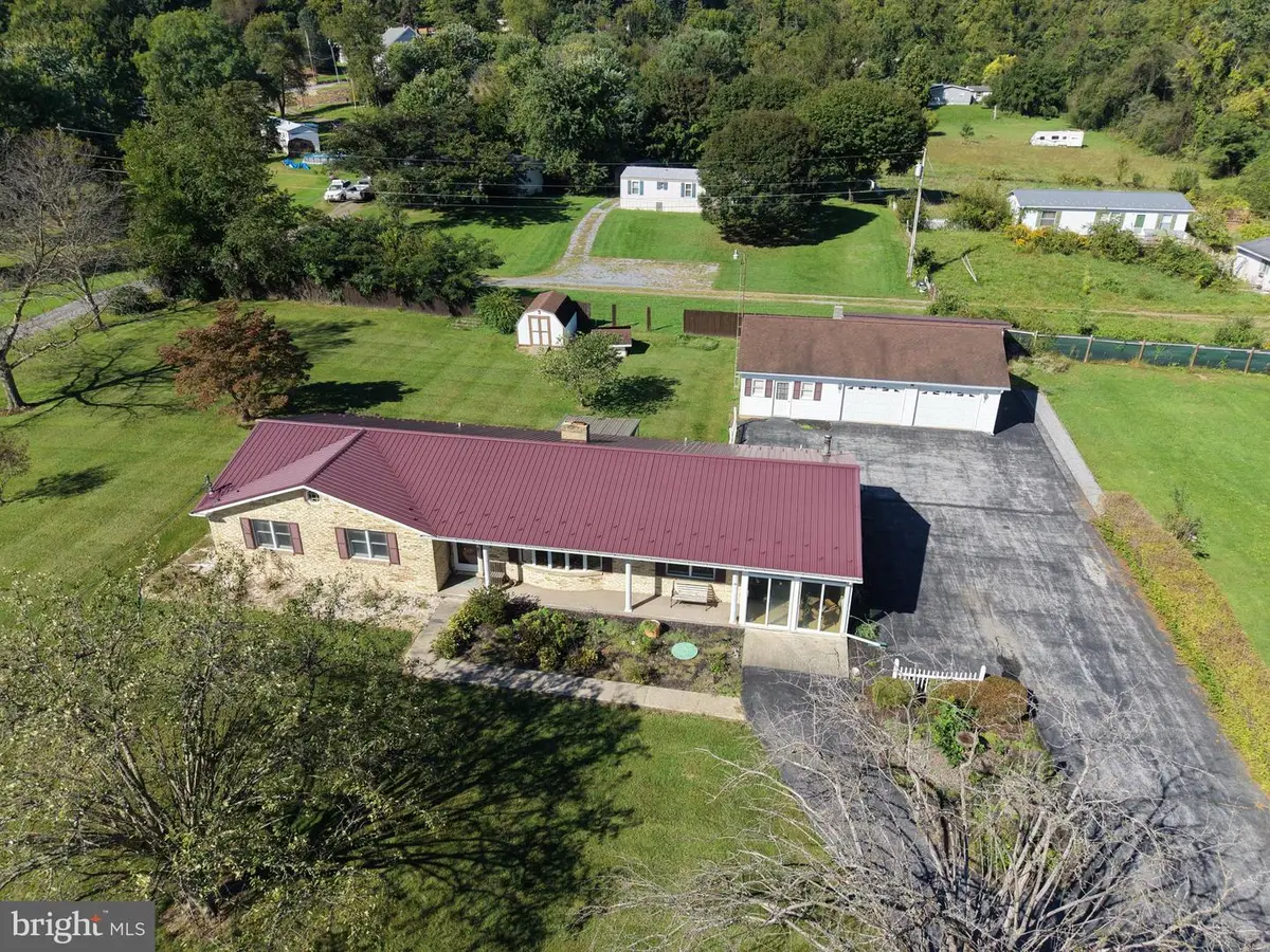 469 Path Valley Rd, Fort Loudon, PA 17224 - #1