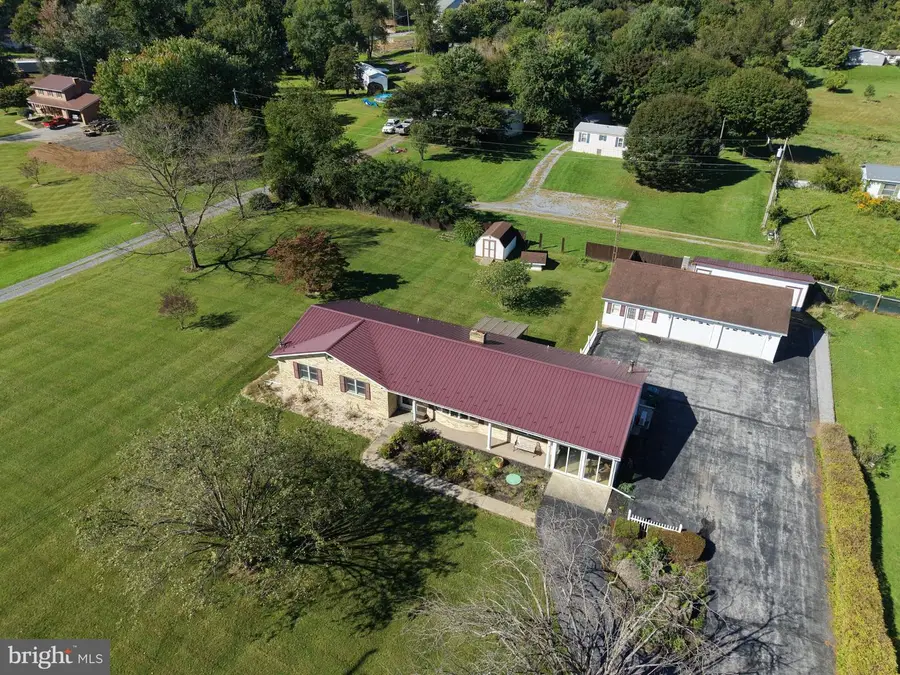469 Path Valley Rd, Fort Loudon, PA 17224 - #3