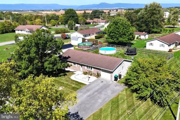 9140 Tea Dr, MERCERSBURG, PA 17236
