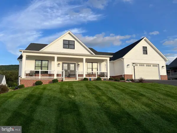 7047 Sandwich Ln, FAYETTEVILLE, PA 17222