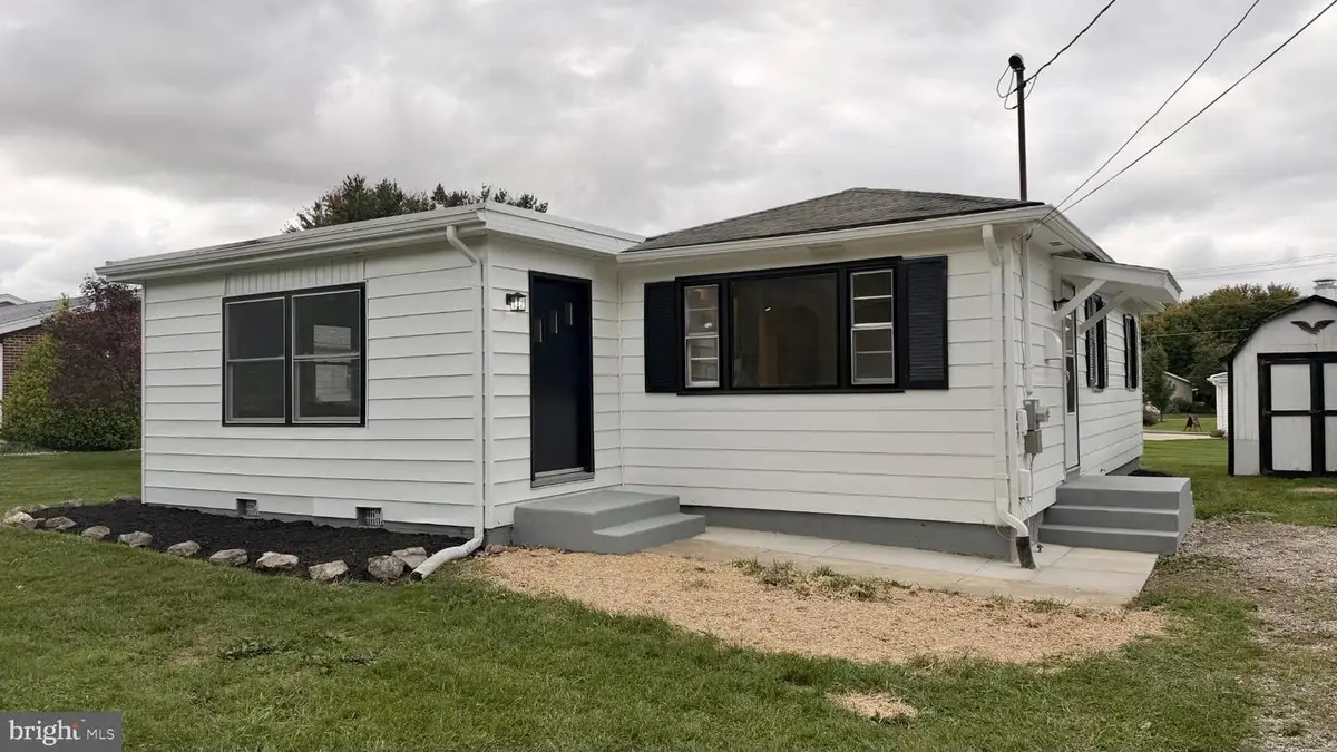 813 Anthony Hwy, Chambersburg, PA 17202 - #1