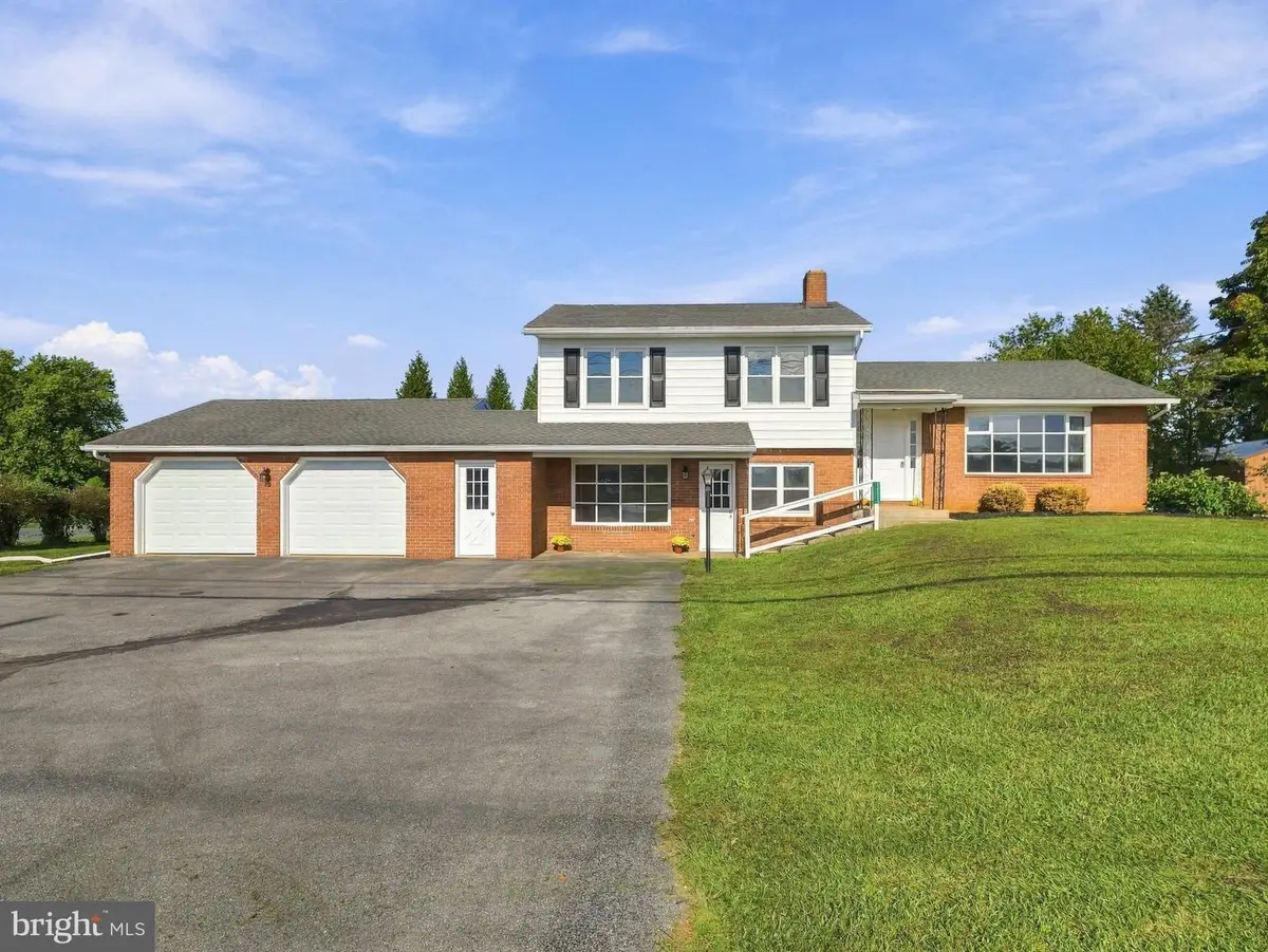 12121 Williamsport Pike, Greencastle, PA 17225 - #1