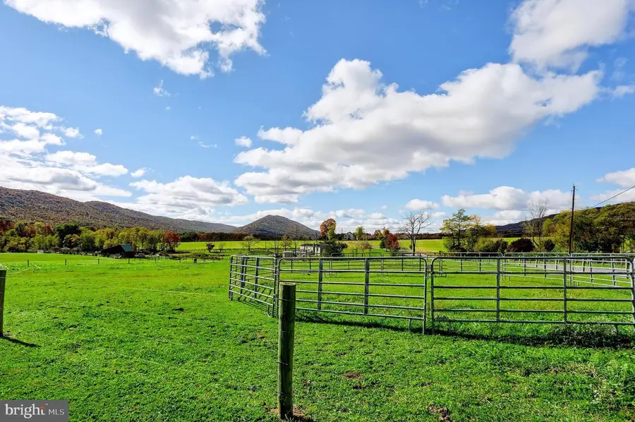 20218 Amberson Rd, Spring Run, PA 17262 - #3
