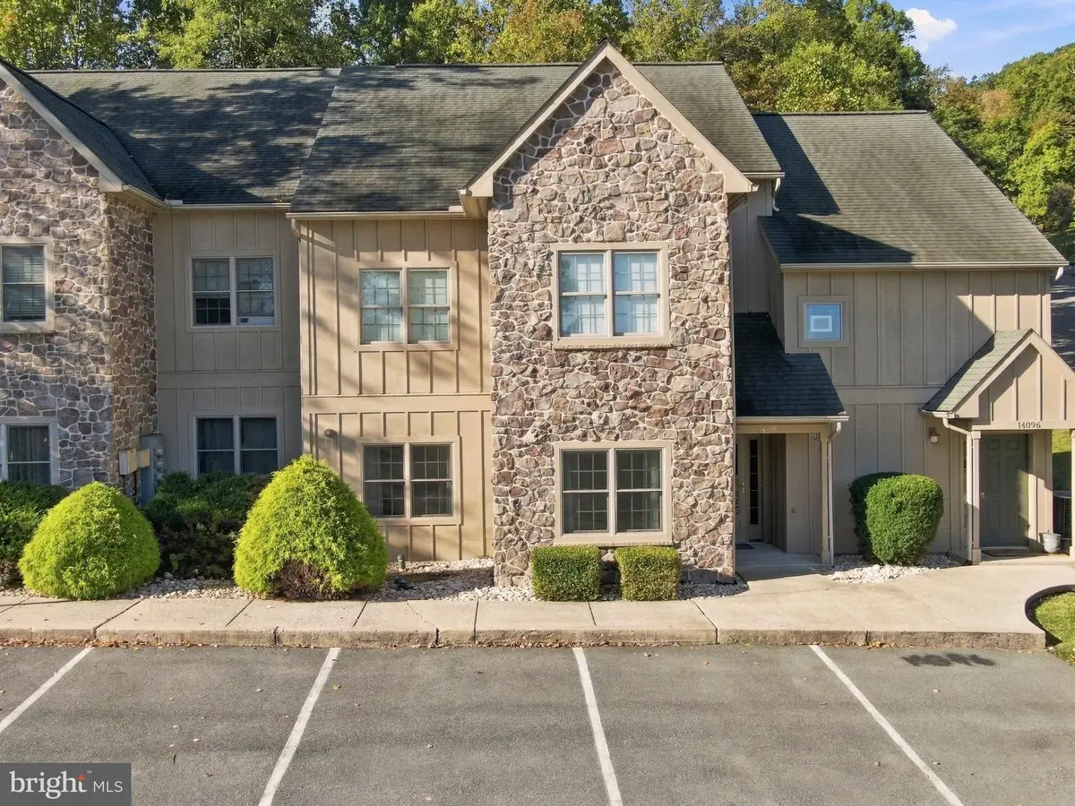 14090 Blairs Ridge Dr, Mercersburg, PA 17236 - #1