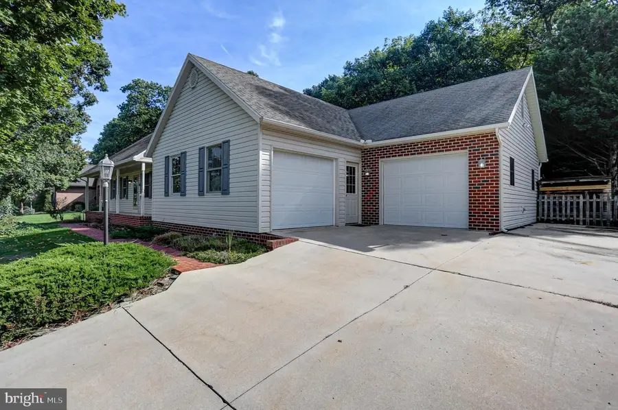 6985 Augusta National, Fayetteville, PA 17222 - #3
