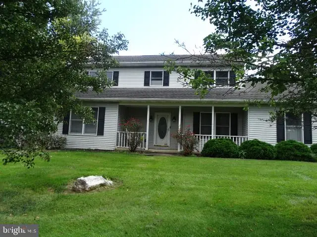 438 Larkspur Ln, Chambersburg, PA 17202 - #2