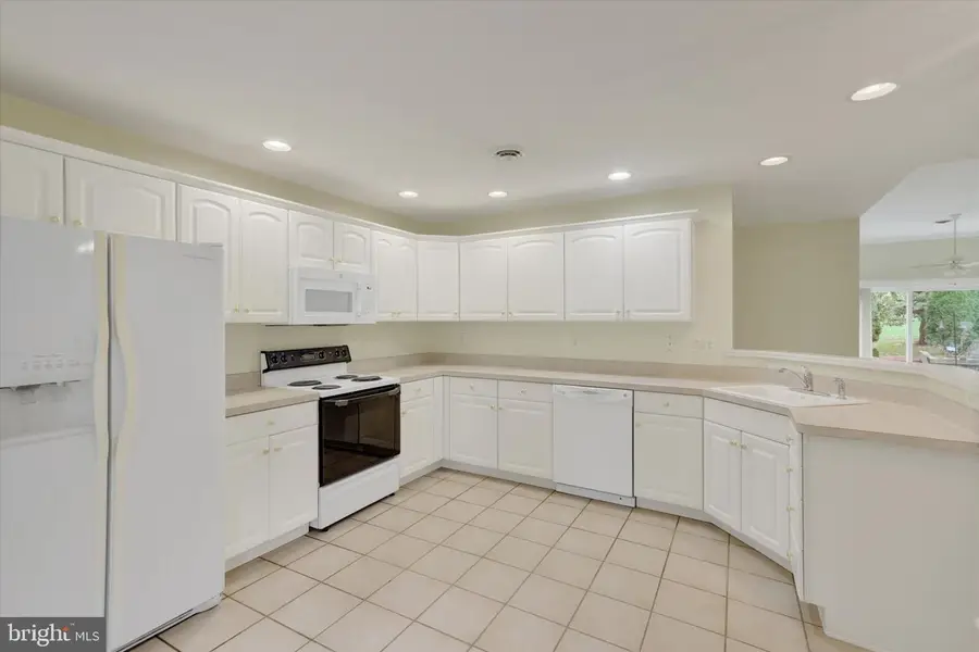 2334 Aronimink Cir, Fayetteville, PA 17222 - #3
