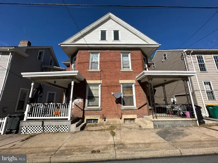 108 N Church St, Waynesboro, PA 17268 - #2