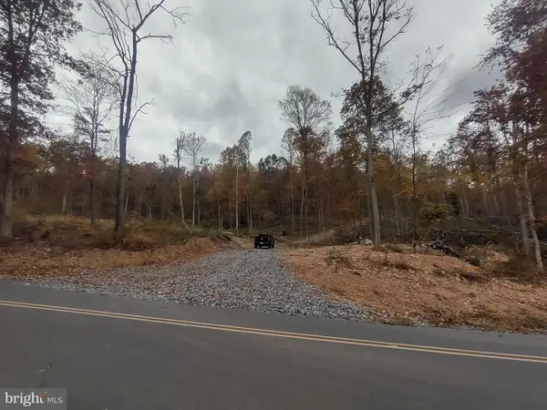 1854 Mountain Ridge Rd, BIG COVE TANNERY, PA 17212