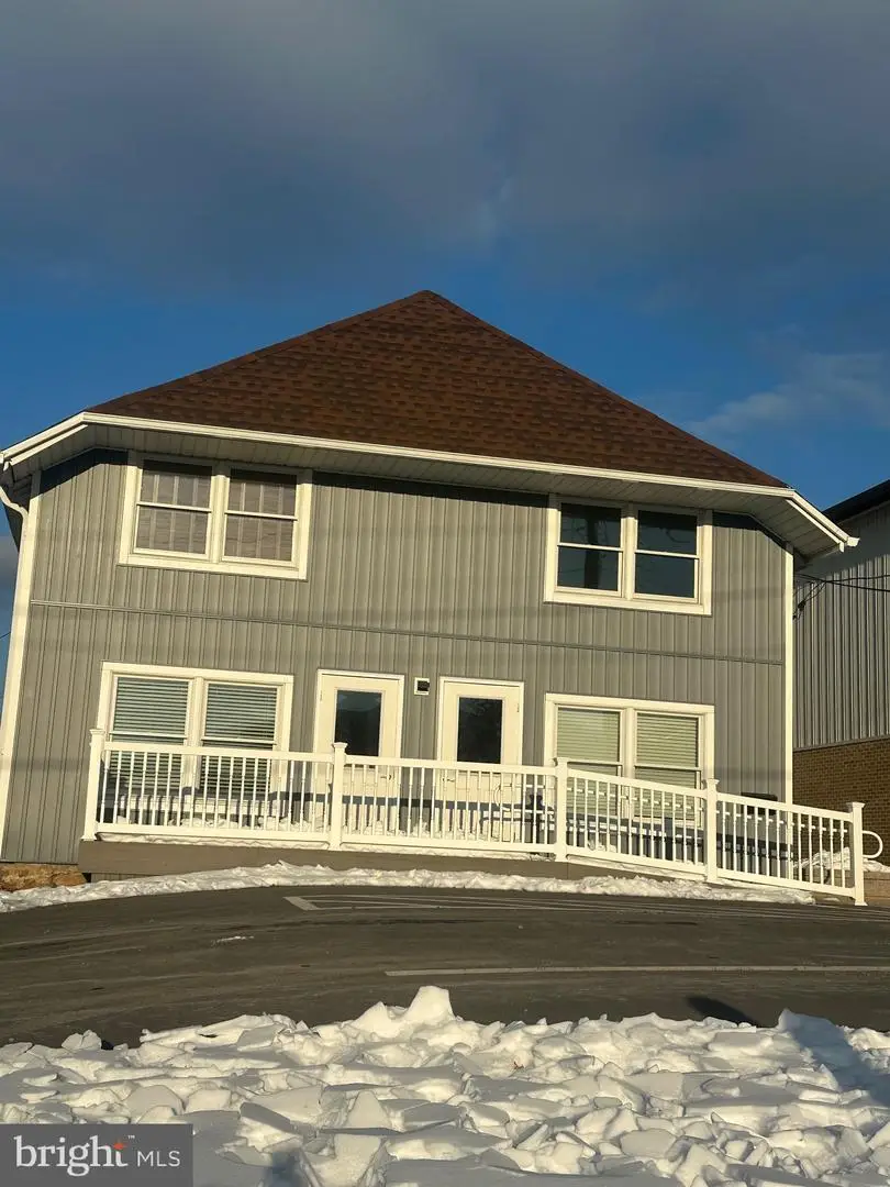 119 N 2nd St, McConnellsburg, PA 17233 - #2