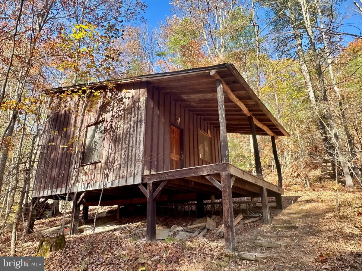 7100 Pleasant Ridge Rd, Harrisonville, PA 17228 - #1