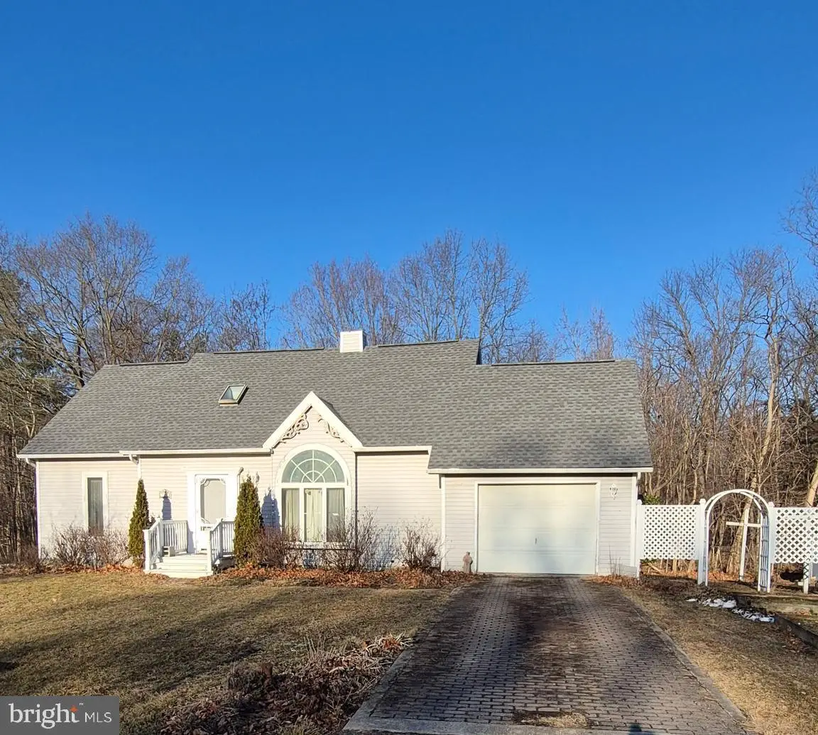 305 Cooper Ln, McConnellsburg, PA 17233 - #1