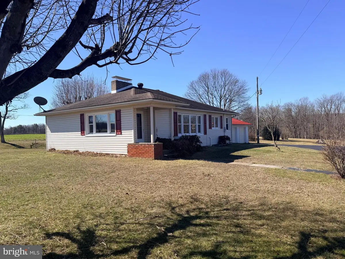 2716 S Madden Rd, Hustontown, PA 17229 - #1