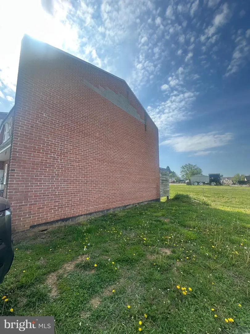 649 E Maple St, McConnellsburg, PA 17233 - #2