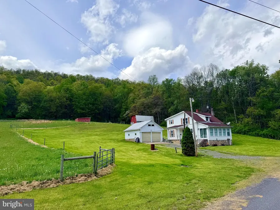 2737 Blacks Mountain Rd, Waterfall, PA 16689 - #2