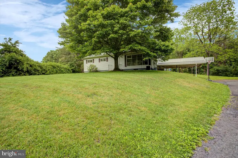 5156 Peach Orchard Rd, Licking Creek, PA 17233 - #3