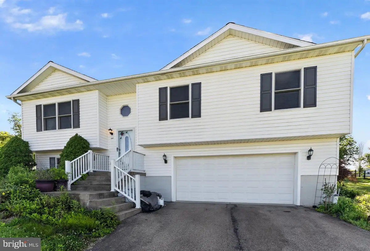 107 Winter St, Crucible, PA 15325 - #1