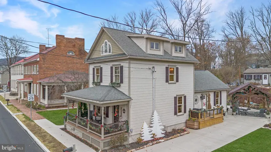 213 Main St, Alexandria, PA 16611 - Image #2