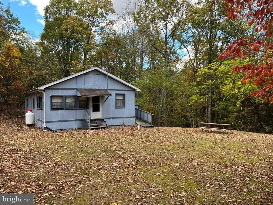 9766 Valley View Rd, Three Springs, PA 17264 - Image #3