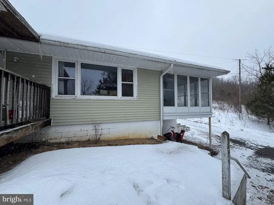 11070 Creekside Dr, Huntingdon, PA 16652 - #3