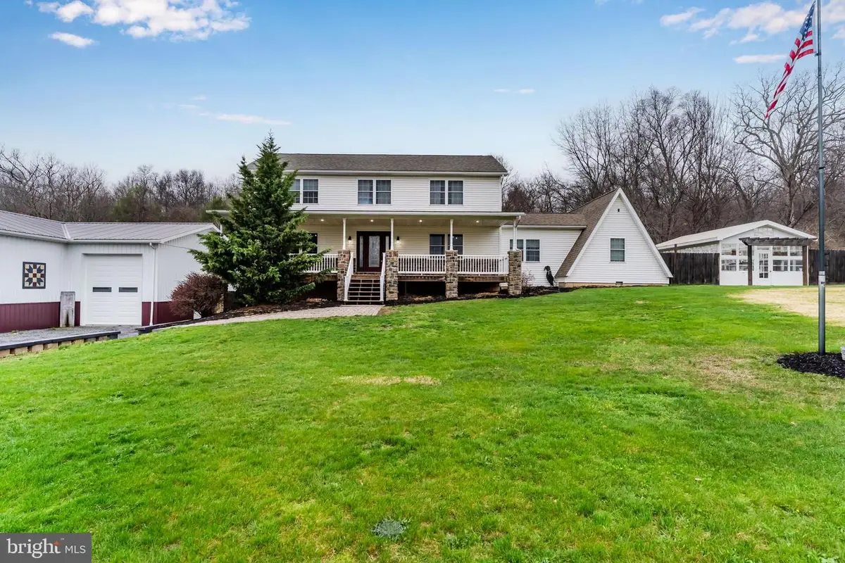 18586 Miriam Dr, Three Springs, PA 17264 - #1