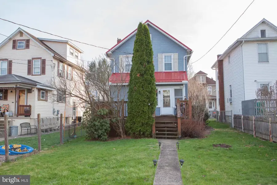 29 E Milford St, Mount Union, PA 17066 - #2