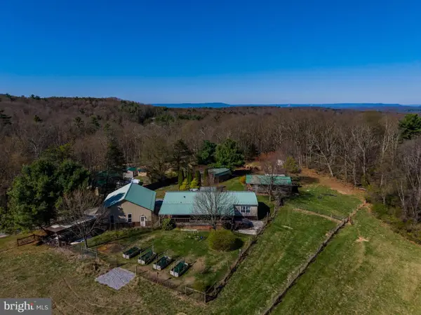 7820 Mccalls Hill Rd, HUNTINGDON, PA 16652