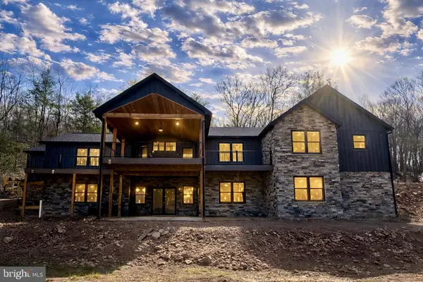 5127 Old Plank Rd, JAMES CREEK, PA 16657