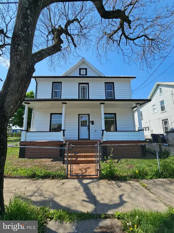 9 W Sherman St, MT UNION, PA 17066