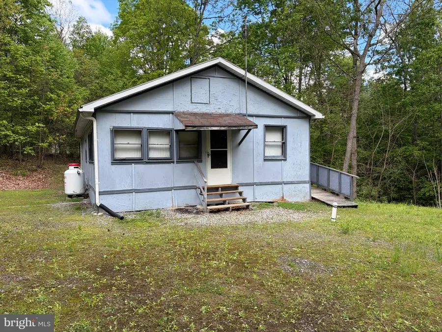 9766 Valley View Rd, Three Springs, PA 17264 - #2