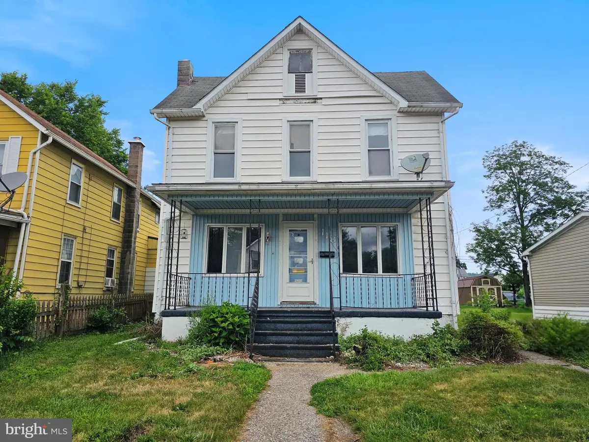 118 W Walnut St, Mount Union, PA 17066 - #1
