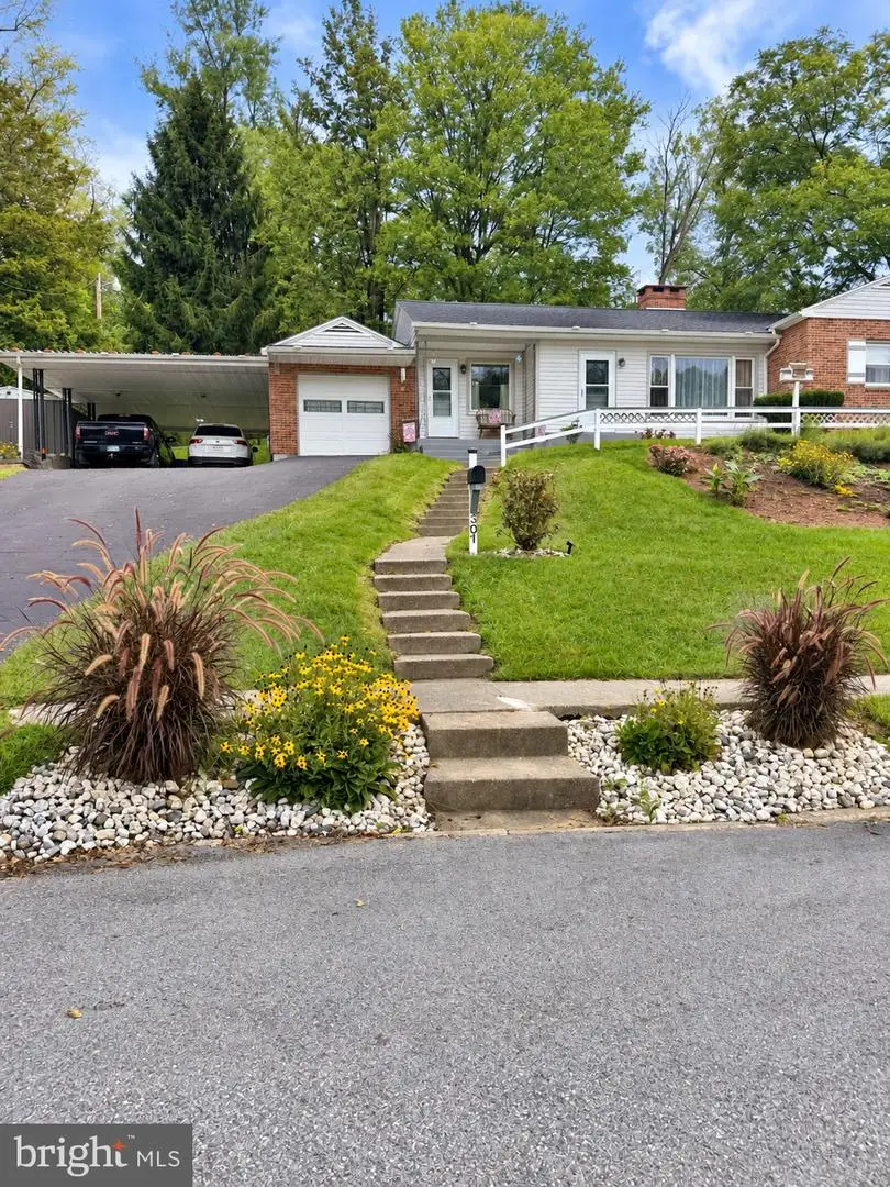 301 Reynolds Ave, Huntingdon, PA 16652 - #2