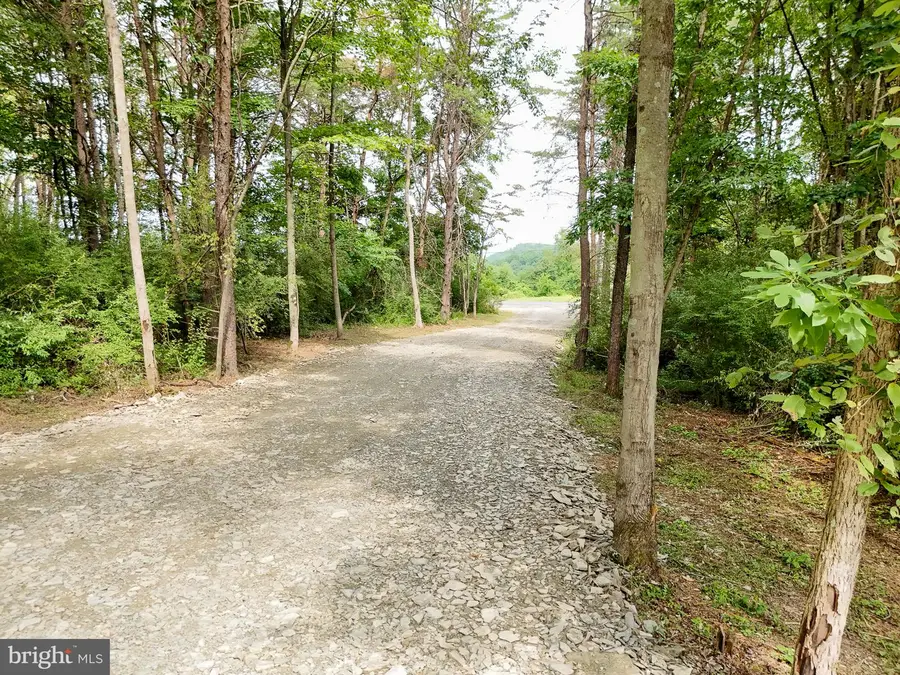 11265 Piney Ridge Rd, Huntingdon, PA 16652 - #2