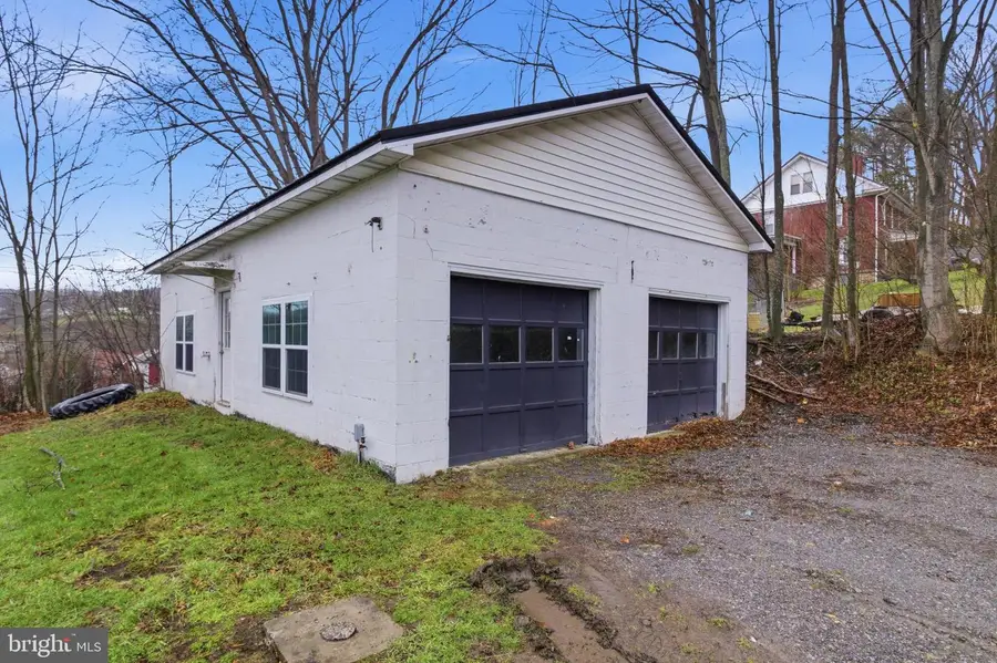 336 E Main St, Sykesville, PA 15865 - #3