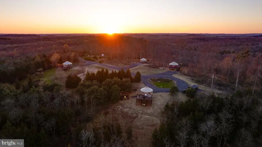 230 Yurt Ln, Reynoldsville, PA 15851 - #2