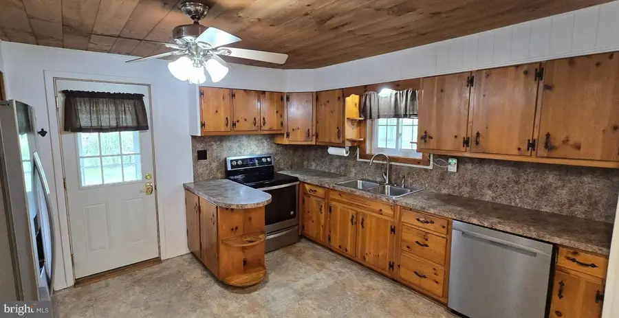 614 W Fourth St, Port Royal, PA 17082 - Image #3