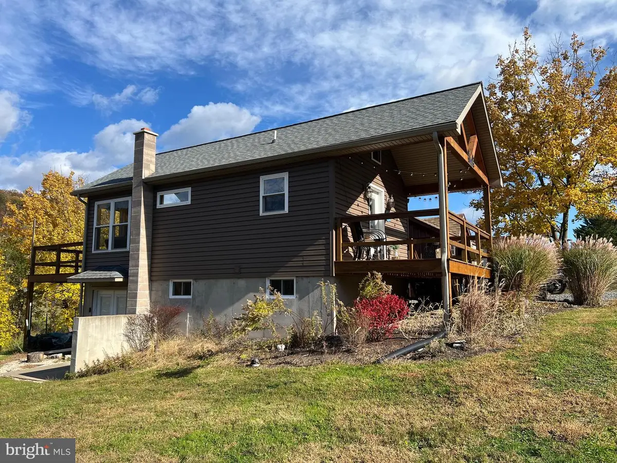 25 Longacre St, Mifflintown, PA 17059 - Image #1