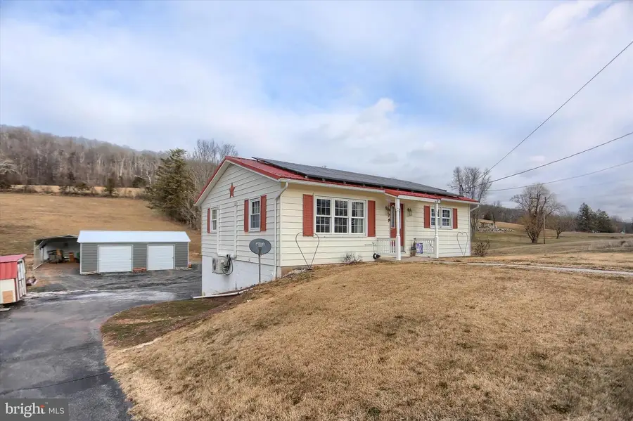 10873 Licking Creek Rd, Mifflintown, PA 17059 - Image #2